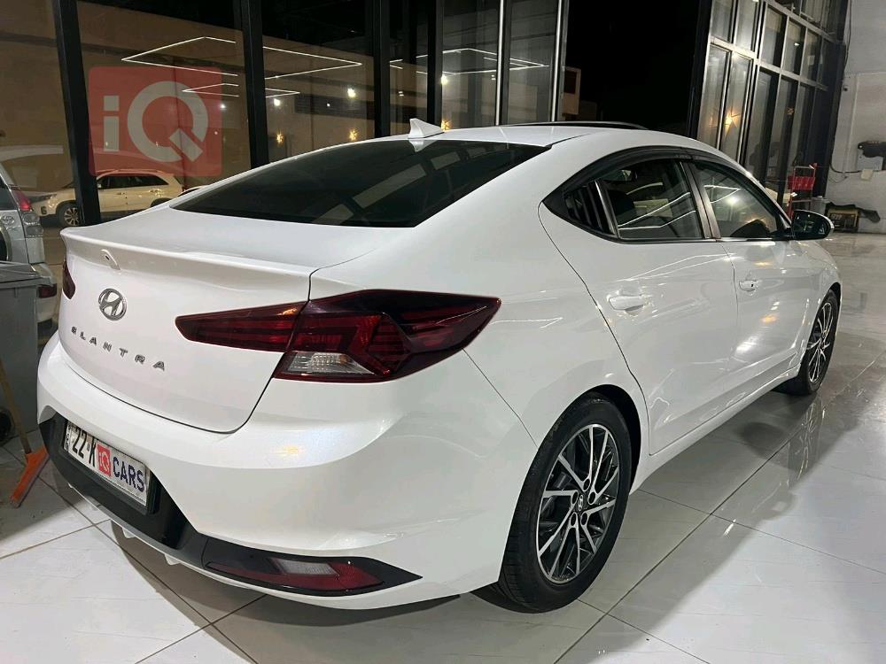 هيونداي النترا